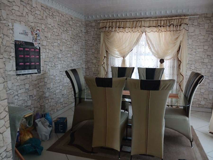 3 Bedroom Property for Sale in Maokeng Free State
